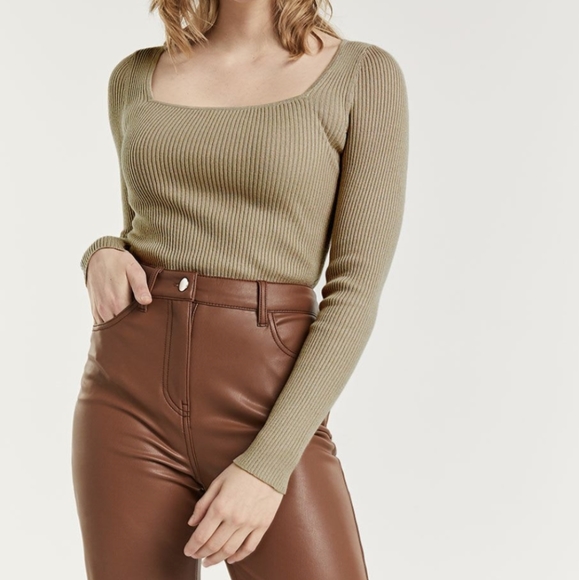 Rib Knit Square Neck Long Sleeve Top - Picture 5 of 8